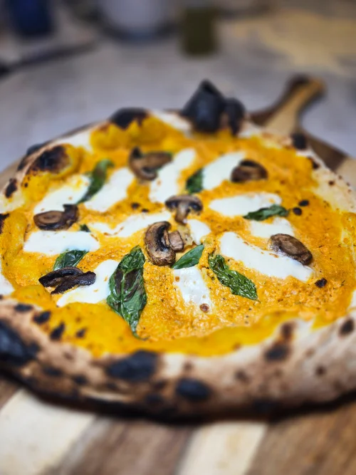 pumpkin and mushroom pizza